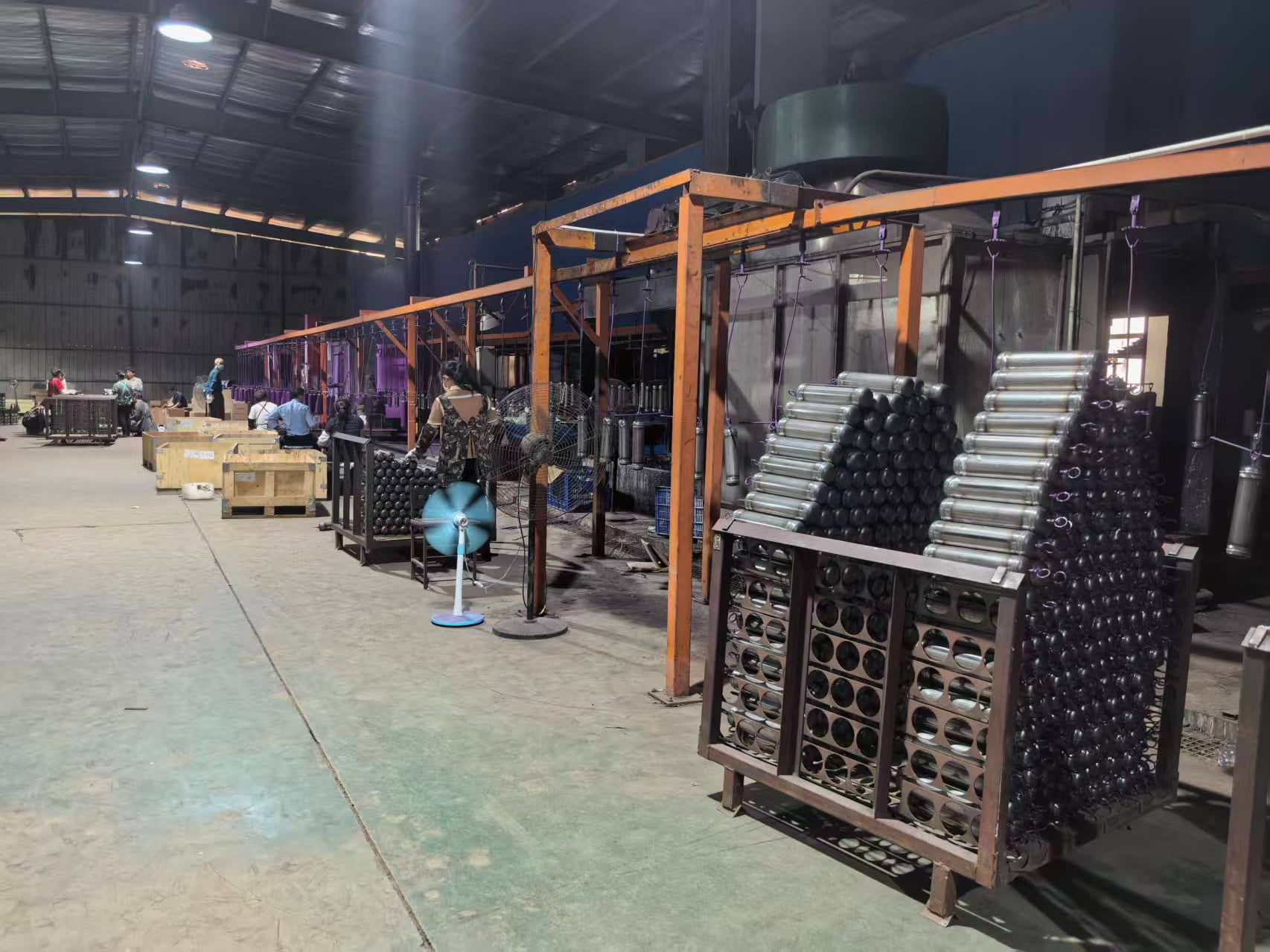 Surface polishing and coating line for aluminum cylinders
